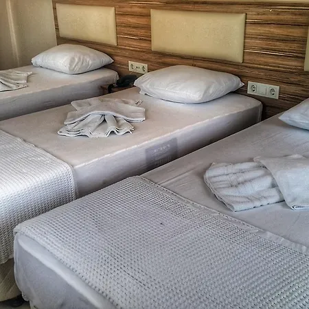 Hotel Aziz Arslan Ayvalı
